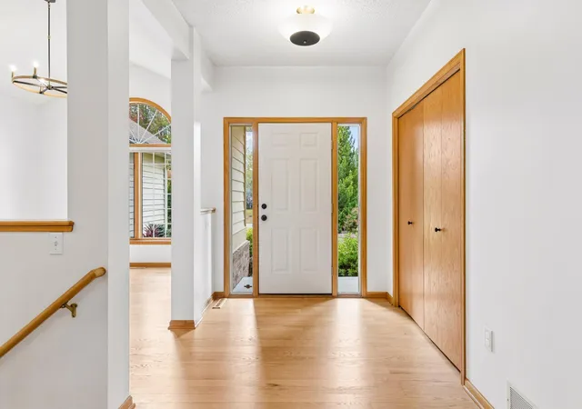 Photo 3 of Single family home for sale at 20299 Jupiter Way, Lakeville, MN 55044 | MLS# 7144286 | Listing updated on 2026-10-16