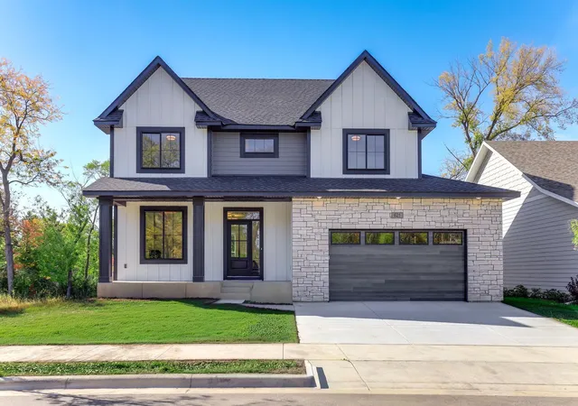 Single family home for sale at 621 Kraewood Dr, Northfield, MN 55057 | MLS# 7144287