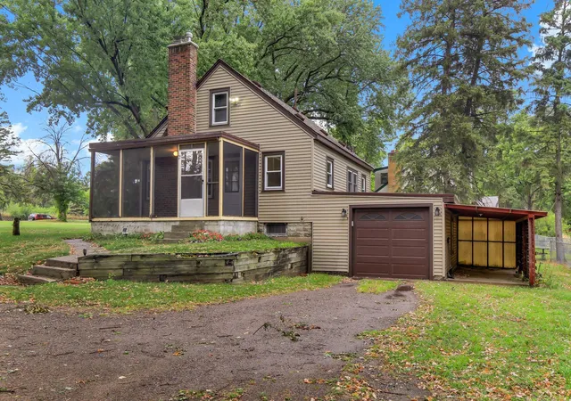 Photo 3 of Sale Pending at 6728 W River Rd, Minneapolis, MN 55430 | MLS# 7144291 | Listing updated on 2026-10-09