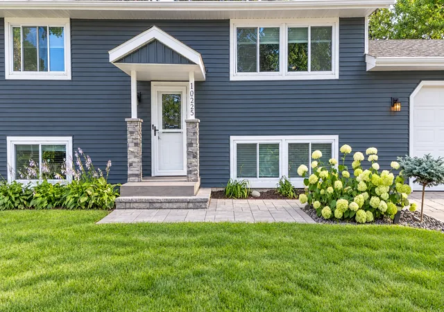 Photo 3 of Single family home for sale at 10225 99th Avenue N, Maple Grove, MN 55369 | MLS# 7144296 | Listing updated on 2026-10-03