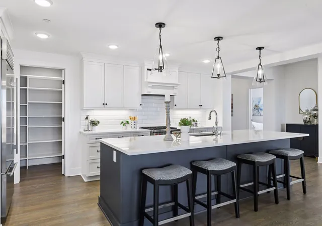 Listing Photo 3 - Condo for sale in building located at 222 Ferndale Rd S, Wayzata, MN 55391 - Unit #304
