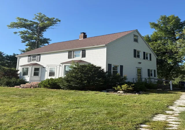 Photo 3 of Single family home for sale at 1030 1st Street W, Montevideo, MN 56265 | MLS# 7144338 | Listing updated on 2026-09-16