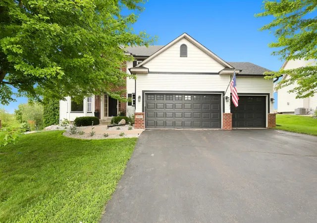 Photo 1 of Sale Pending at 9082 Glenborough Dr, Elko New Market, MN 55020 | MLS# 7144339 | Listing updated on 2026-10-04