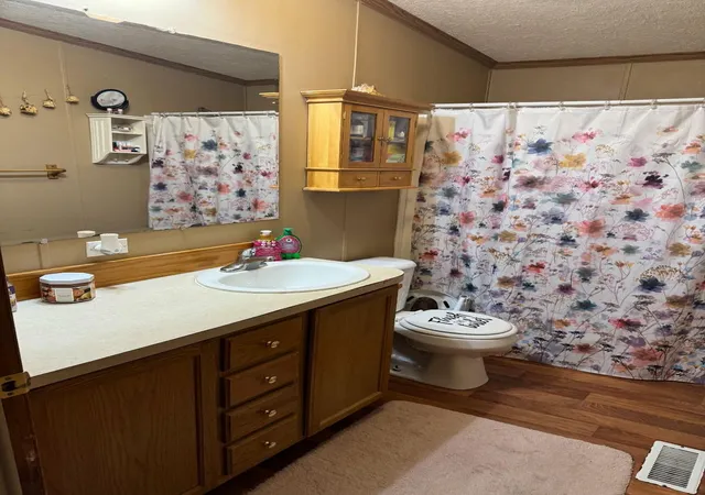 Photo 4 of Single family home for sale at 1621 Park St, Shoreview, MN 55126 | MLS# 7144367 | Listing updated on 2026-10-25