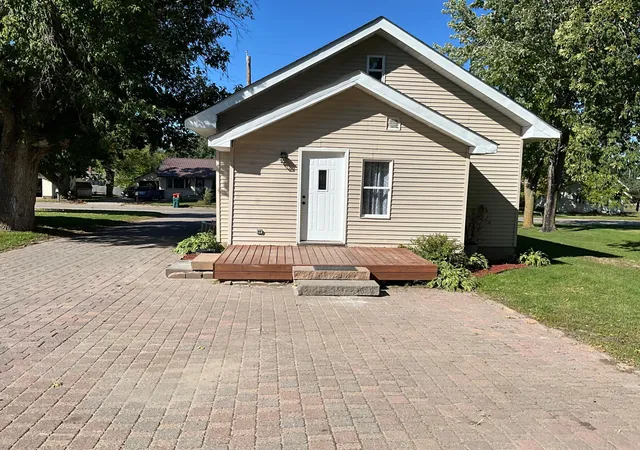 Photo 2 of Sale Pending at 216 6th Street Ne, Long Prairie, MN 56347 | MLS# 7144439 | Listing updated on 2026-09-28