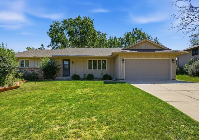 Photo 1 of Single family home for sale at 7158 Upper 139th St W, Saint Paul, MN 55124 | MLS# 7144463 | Listing updated on 2026-09-17