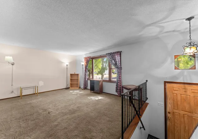 Photo 3 of Single family home for sale at 324 11th Avenue SW, Cambridge, MN 55008 | MLS# 7144482 | Listing updated on 2026-09-21
