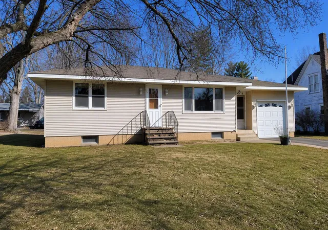 Photo 1 of Single family home for sale at 6516 Elm St, North Branch, MN 55056 | MLS# 7144483 | Listing updated on 2026-09-22