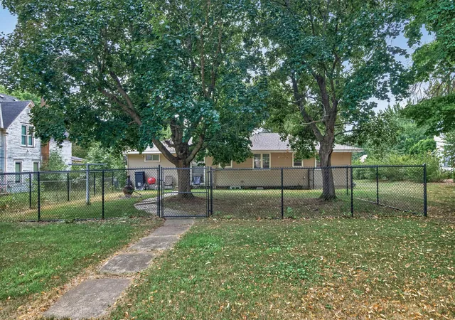 Photo 3 of Sale Pending at 6516 Elm St, North Branch, MN 55056 | MLS# 7144483 | Listing updated on 2026-10-09