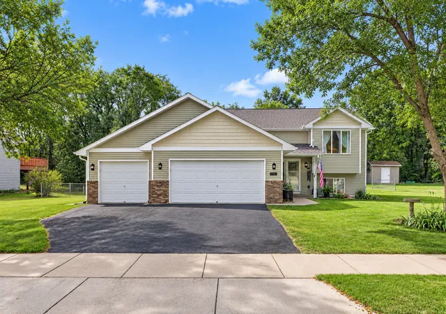 Photo 1 of Sale Pending at 11182 Woods Edge Ave, Becker, MN 55308 | MLS# 7144489 | Listing updated on 2026-09-23