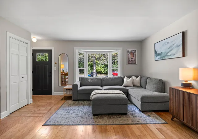 Photo 2 of Sale Pending at 3904 Brunswick Ave S, Minneapolis, MN 55416 | MLS# 7144491 | Listing updated on 2026-10-01