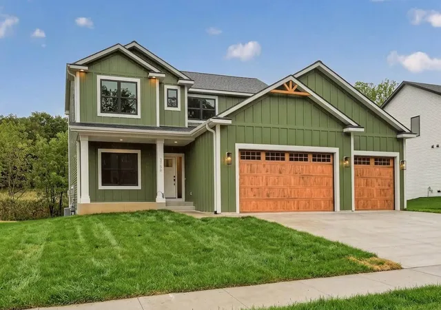 Single family home for sale at 3756 Stonehedge Dr NE, Rochester, MN 55906 | MLS# 7144497 | Listing updated on 2026-09-22