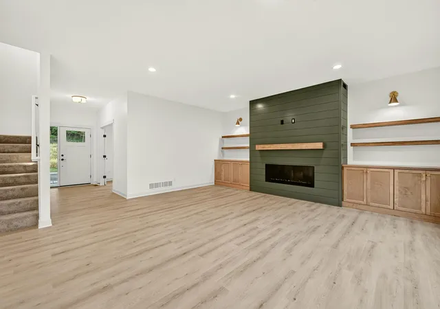 Photo 4 of Single family home for sale at 3756 Stonehedge Dr NE, Rochester, MN 55906 | MLS# 7144497 | Listing updated on 2026-09-22