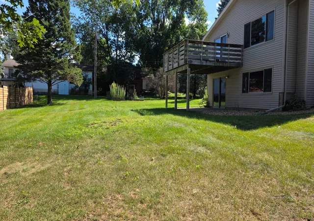 Photo 3 of Single family home for sale at 1727 30th Street NW, Rochester, MN 55901 | MLS# 7144498 | Listing updated on 2026-09-18