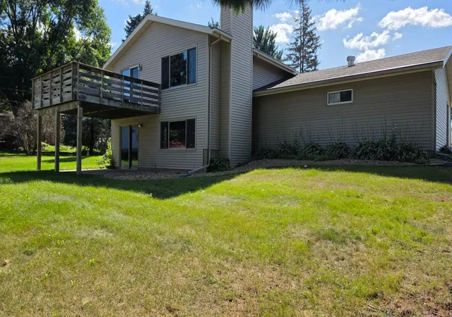 Photo 4 of Single family home for sale at 1727 30th Street NW, Rochester, MN 55901 | MLS# 7144498 | Listing updated on 2026-09-18