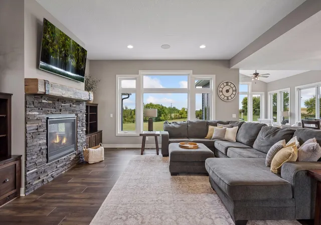 Photo 4 of Single family home for sale at 25398 Mardale Dr, Rogers, MN 55374 | MLS# 7144500 | Listing updated on 2026-09-21