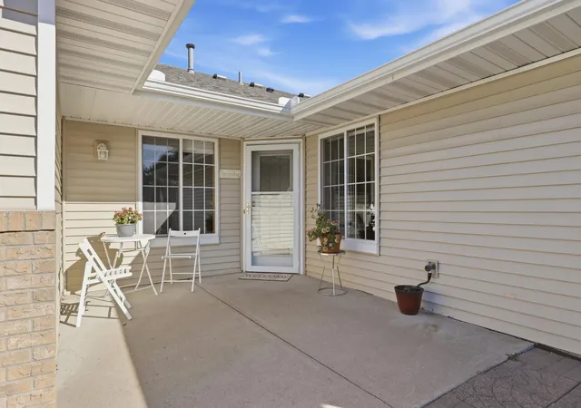 Photo 3 of Single family home for sale at 9412 Eagle Ct, Monticello, MN 55362 | MLS# 7144507 | Listing updated on 2026-09-18