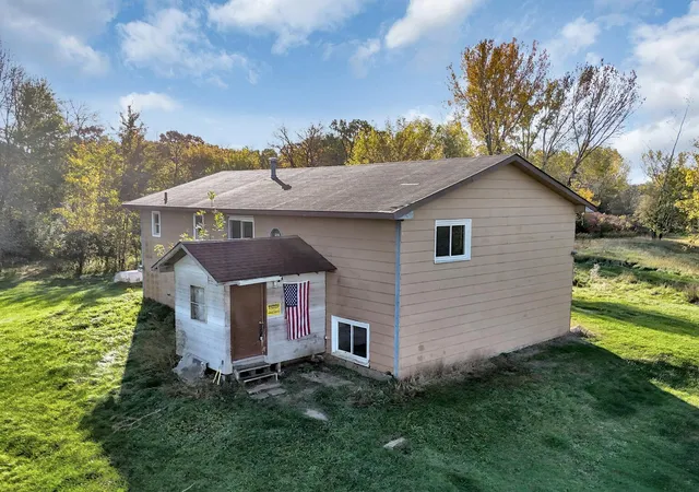 Photo 2 of Single family home for sale at 15573 209th Avenue Nw, Elk River, MN 55330 | MLS# 7144521 | Listing updated on 2026-10-12