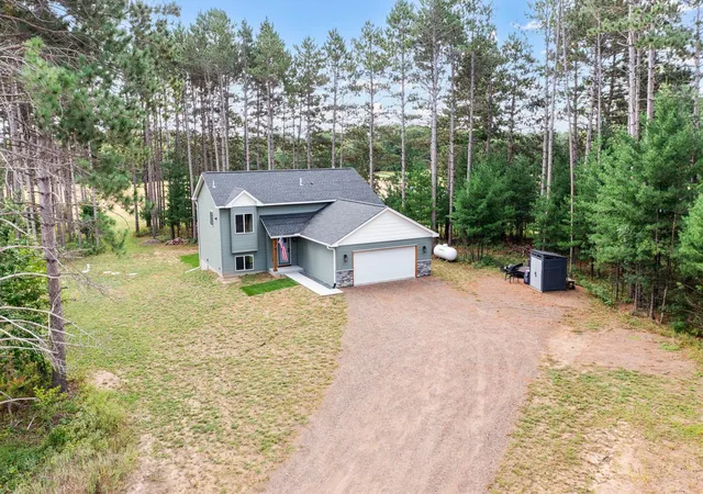 Photo 2 of Single family home for sale at 3166 317th Court Nw, Cambridge, MN 55008 | MLS# 7144570 | Listing updated on 2026-09-22
