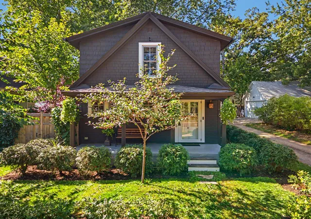 Photo 2 of Single family home for sale at 831 Fairview Ave N, Saint Paul, MN 55104 | MLS# 7144571 | Listing updated on 2026-09-19