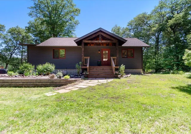 Photo 3 of Single family home for sale at 11553 Milinda Shrs Rd, Crosslake, MN 56442 | MLS# 7144572 | Listing updated on 2026-09-22