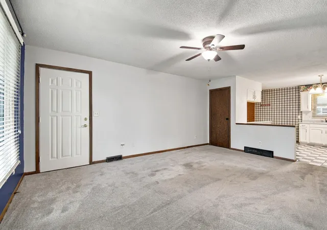 Photo 3 of Sale Pending at 509 Jeffrey St, Owatonna, MN 55060 | MLS# 7144593 | Listing updated on 2026-09-20