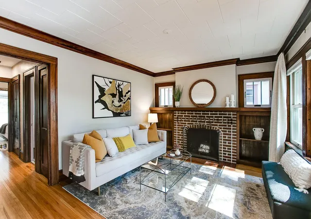 Photo 3 of Single family home for sale at 2151 Eleanor Ave, Saint Paul, MN 55116 | MLS# 7144644 | Listing updated on 2026-10-21