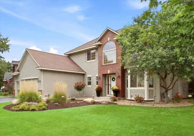 Photo 35 of Single family home for sale at 6808 Cambridge Rd, Shakopee, MN 55379 | MLS# 7144655 | Listing updated on 2026-10-08