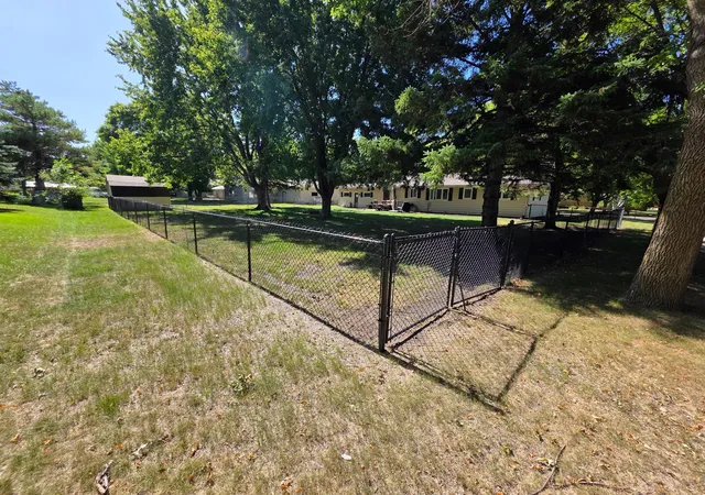 Photo 4 of Single family home for sale at 302 10th Street SE, Barnesville, MN 56514 | MLS# 7144680 | Listing updated on 2026-09-18