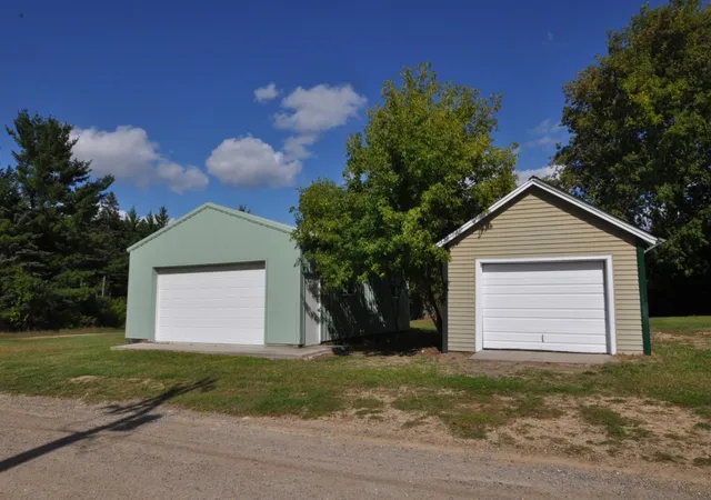 Photo 3 of Single family home for sale at 10 Hillside Ave Nw, Akeley, MN 56433 | MLS# 7144682 | Listing updated on 2026-09-21