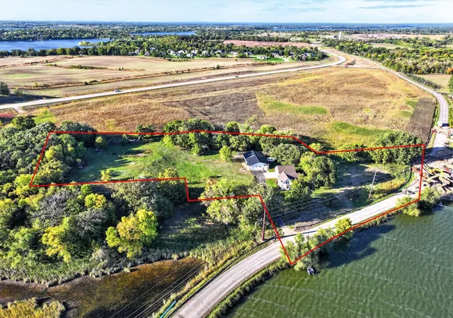 Photo 2 of Single family home for sale at 1366 W Winona Rd Sw, Alexandria, MN 56308 | MLS# 7144714 | Listing updated on 2026-10-02