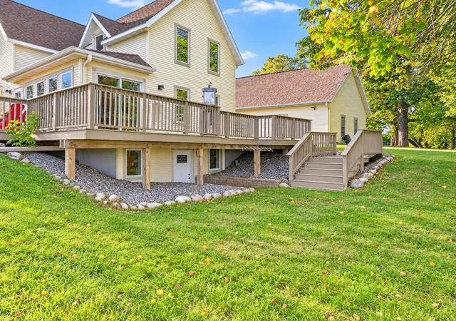 Photo 3 of Single family home for sale at 1366 W Winona Rd SW, Alexandria, MN 56308 | MLS# 7144714 | Listing updated on 2026-10-02