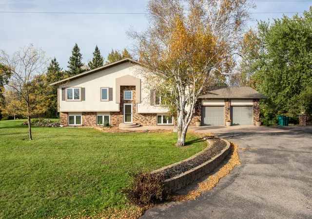 Photo 1 of Single family home for sale at 40498 County Rd 168, Melrose, MN 56352 | MLS# 7144724 | Listing updated on 2026-10-22