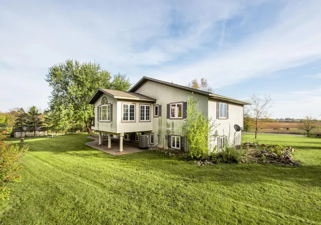 Photo 4 of Single family home for sale at 40498 County Rd 168, Melrose, MN 56352 | MLS# 7144724 | Listing updated on 2026-10-22