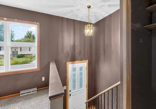 Photo 3 of Single family home for sale at 1620 9th Avenue SE, Rochester, MN 55904 | MLS# 7144733 | Listing updated on 2026-09-21