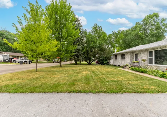Photo 3 of Single family home for sale at 714 10th Street, Hawley, MN 56549 | MLS# 7144734 | Listing updated on 2026-09-18