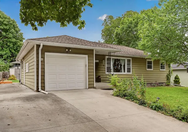 Photo 1 of Single family home for sale at 1426 13th Avenue Ne, Rochester, MN 55906 | MLS# 7144743 | Listing updated on 2026-09-18