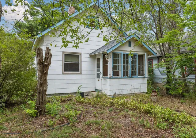 Photo 3 of Single family home for sale at 3740 22nd Avenue S, Minneapolis, MN 55407 | MLS# 7144749 | Listing updated on 2026-10-08