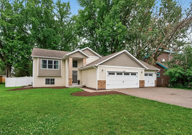 Photo 3 of Single family home for sale at 3180 146th Street W, Rosemount, MN 55068 | MLS# 7144755 | Listing updated on 2026-10-13