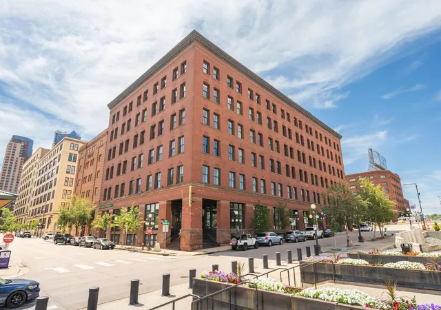 Condo for sale at 289 5th Street E #305, Saint Paul, MN 55101 | MLS# 7144759