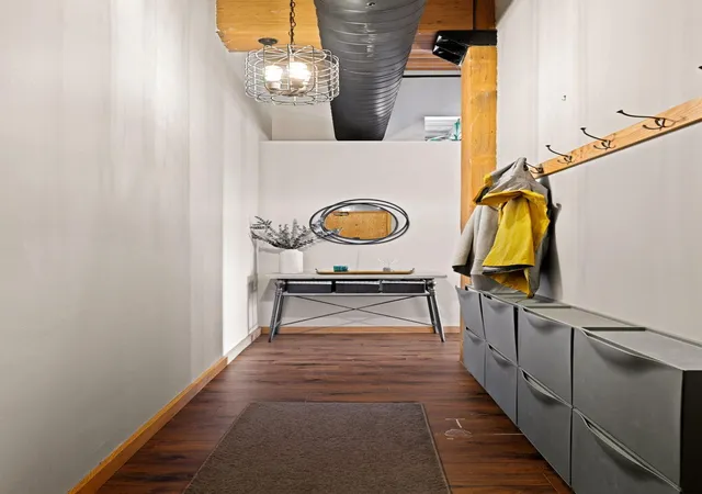 Photo 4 of Condo for sale at 289 5th Street E #305, Saint Paul, MN 55101 | MLS# 7144759 | Listing updated on 2026-10-20