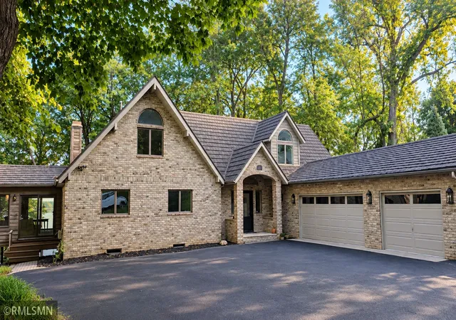 Photo 2 of Mansion for sale at 4210 Fairview Ln, Madison Lake, MN 56063 | MLS# 7144760 | Listing updated on 2026-10-02