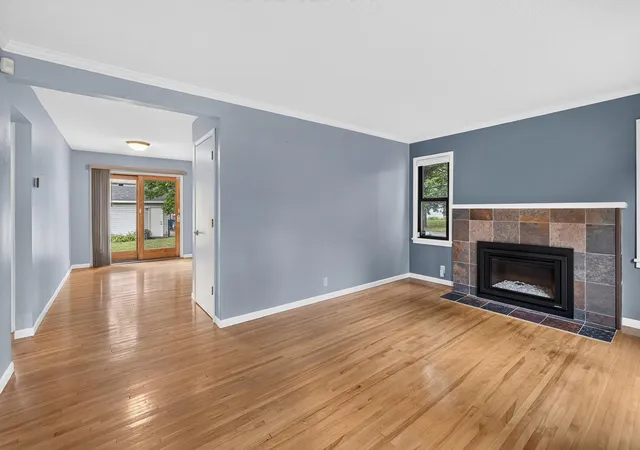 Photo 4 of Single family home for sale at 7500 3rd Avenue S, Minneapolis, MN 55423 | MLS# 7144785 | Listing updated on 2026-10-05