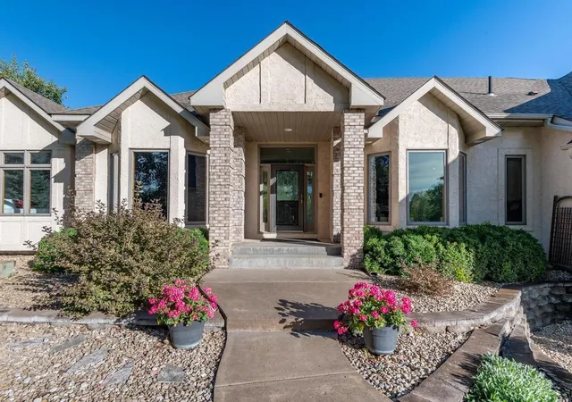 Photo 4 of Single family home for sale at 14895 Raspberry Dr, Rogers, MN 55374 | MLS# 7144790 | Listing updated on 2026-09-18