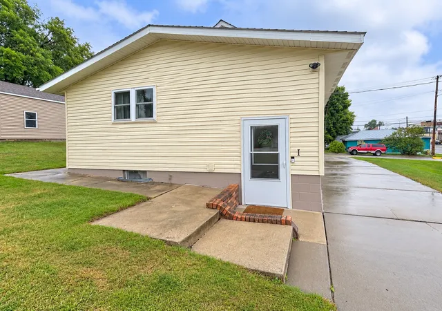 Photo 3 of Sale Pending at 610 Gillis Ave N, Browerville, MN 56438 | MLS# 7144805 | Listing updated on 2026-09-28