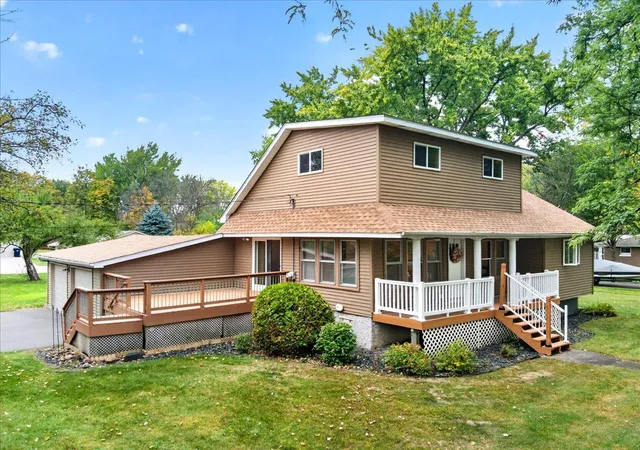 Photo 3 of Single family home for sale at 11800 Oak St, Chisago City, MN 55013 | MLS# 7144822 | Listing updated on 2026-10-06
