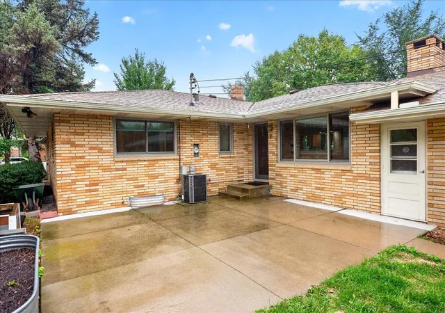 Photo 1 of Single family home for sale at 781 Iowa Ave E, Saint Paul, MN 55106 | MLS# 7144834 | Listing updated on 2026-09-20