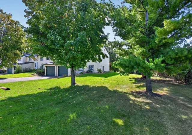 Photo 3 of Single family home for sale at 1024 Bridgeport Ln Nw, Alexandria, MN 56308 | MLS# 7144835 | Listing updated on 2026-10-01