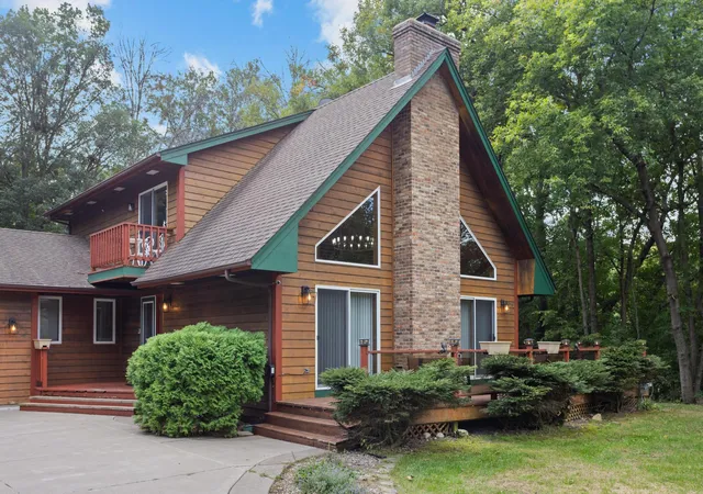 Photo 2 of Single family home for sale at 11172 198th Avenue Nw, Elk River, MN 55330 | MLS# 7144856 | Listing updated on 2026-10-09