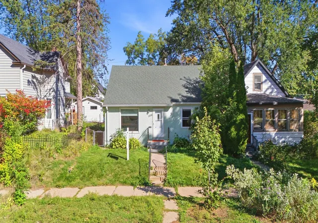 Single family home for sale at 1356 Searle St, Saint Paul, MN 55130 | MLS# 7144863